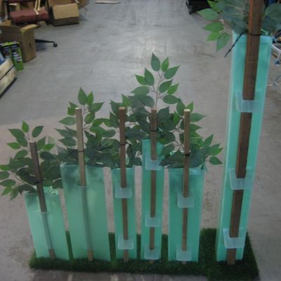 PP ลูกฟูกพลาสติกป้องกันต้นไม้ คอร์ฟลูต Sustainable Tree Guards