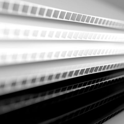 3mm 4mm โพรพิลีน Corrugated Sheet แผ่นป้องกันพื้นก่อสร้าง