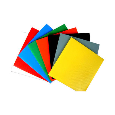 Weatherproof 2mm คอโรพลาสต์ Sheets 4mm 5mm Corrugated PP Sheet สีขาว